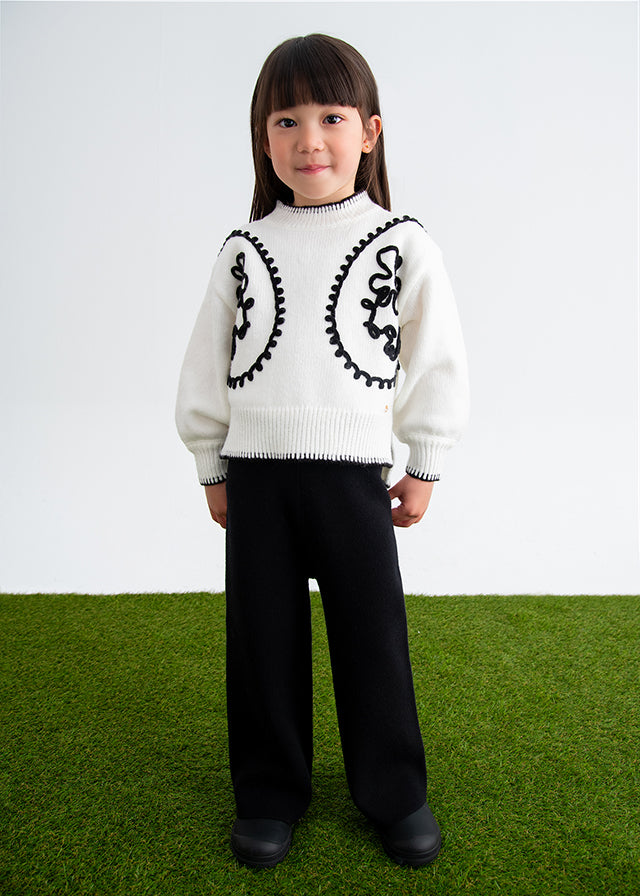 Compleu fete tricot alb negru cu broderie si pantaloni lungi 5-10 ani